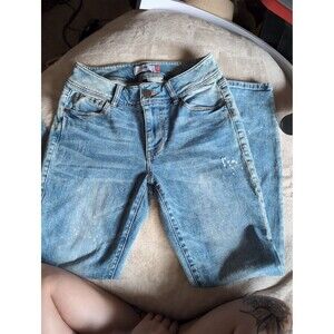 Cabi jeans slightly distressed light wash skinny size 8